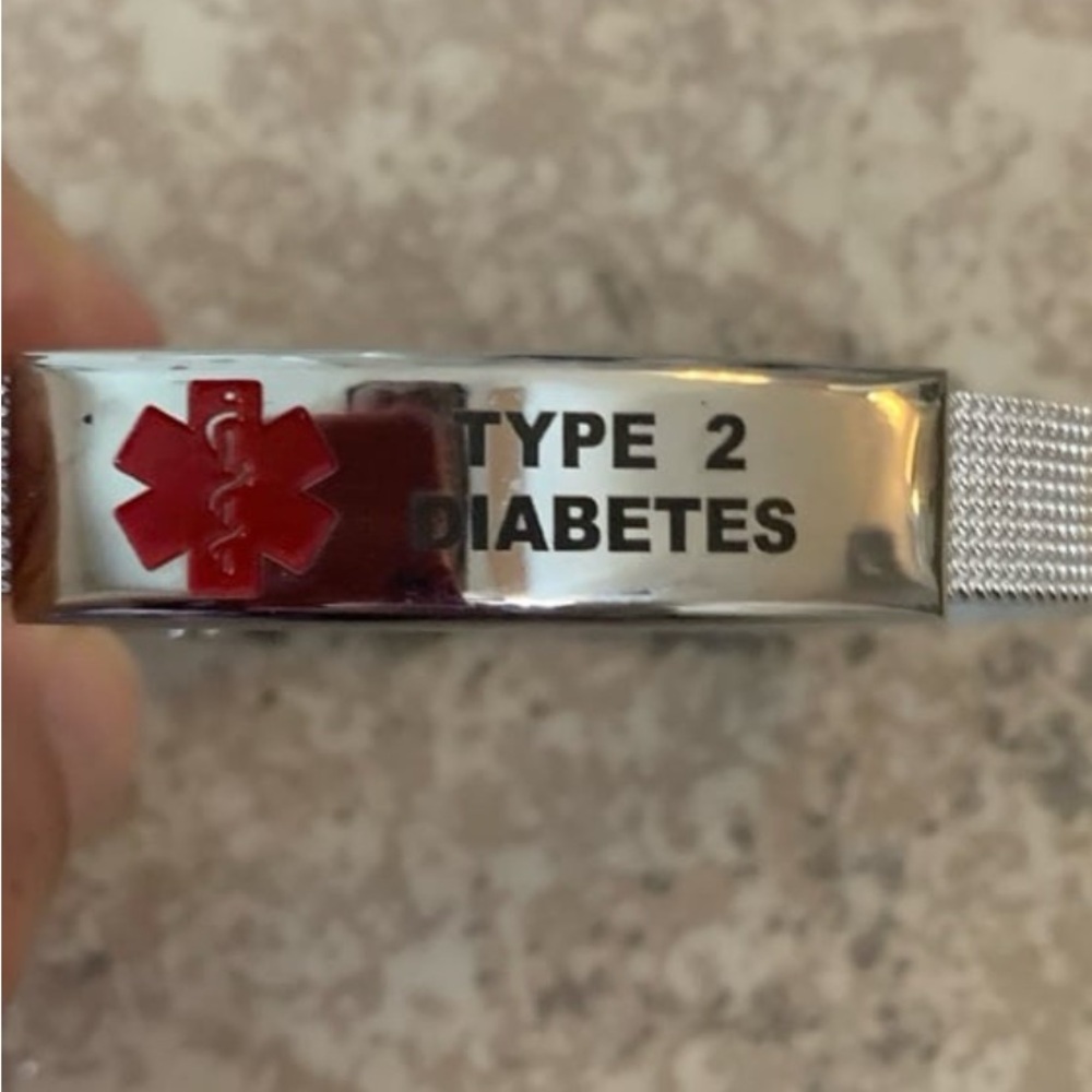 New! Stainless Steel Unisex Emergency Alert Diabetic Bracelet. Silver Tone.